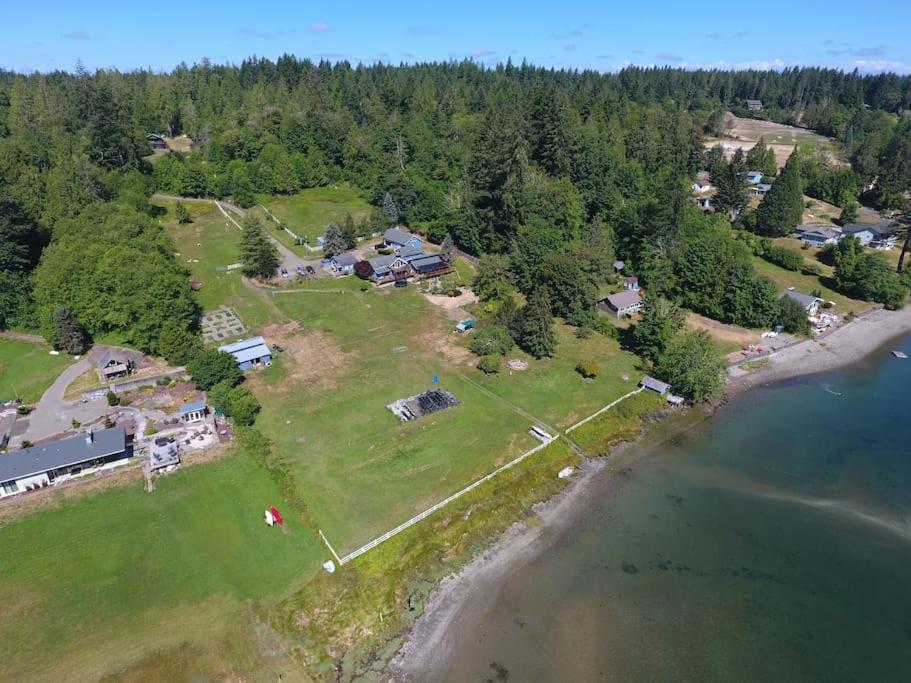 Oceanfront Studio/Loft: Alpacas, Oysters & Kayaks Shelton Exteriör bild