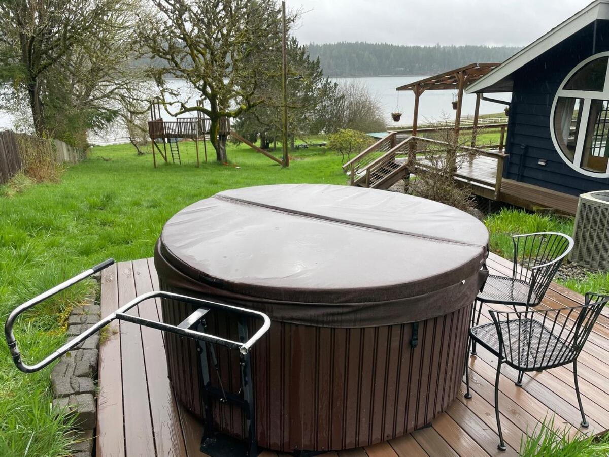 Oceanfront Studio/Loft: Alpacas, Oysters & Kayaks Shelton Exteriör bild